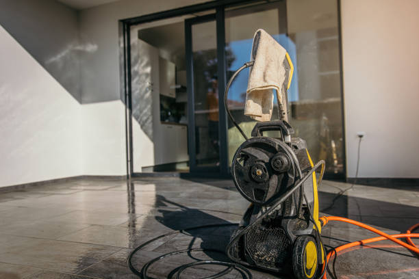 Best Graffiti Removal  in Woodville, CA